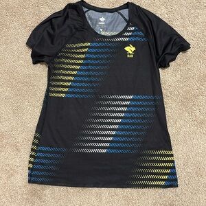 Short sleeve rabbit race tee size small (s)